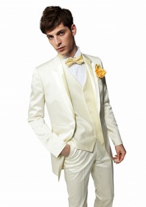 タキシード　レンタル　おしゃれ　リゾート　ビーチ　結婚式