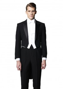 タキシード　テールコート　新郎　レンタル　結婚式